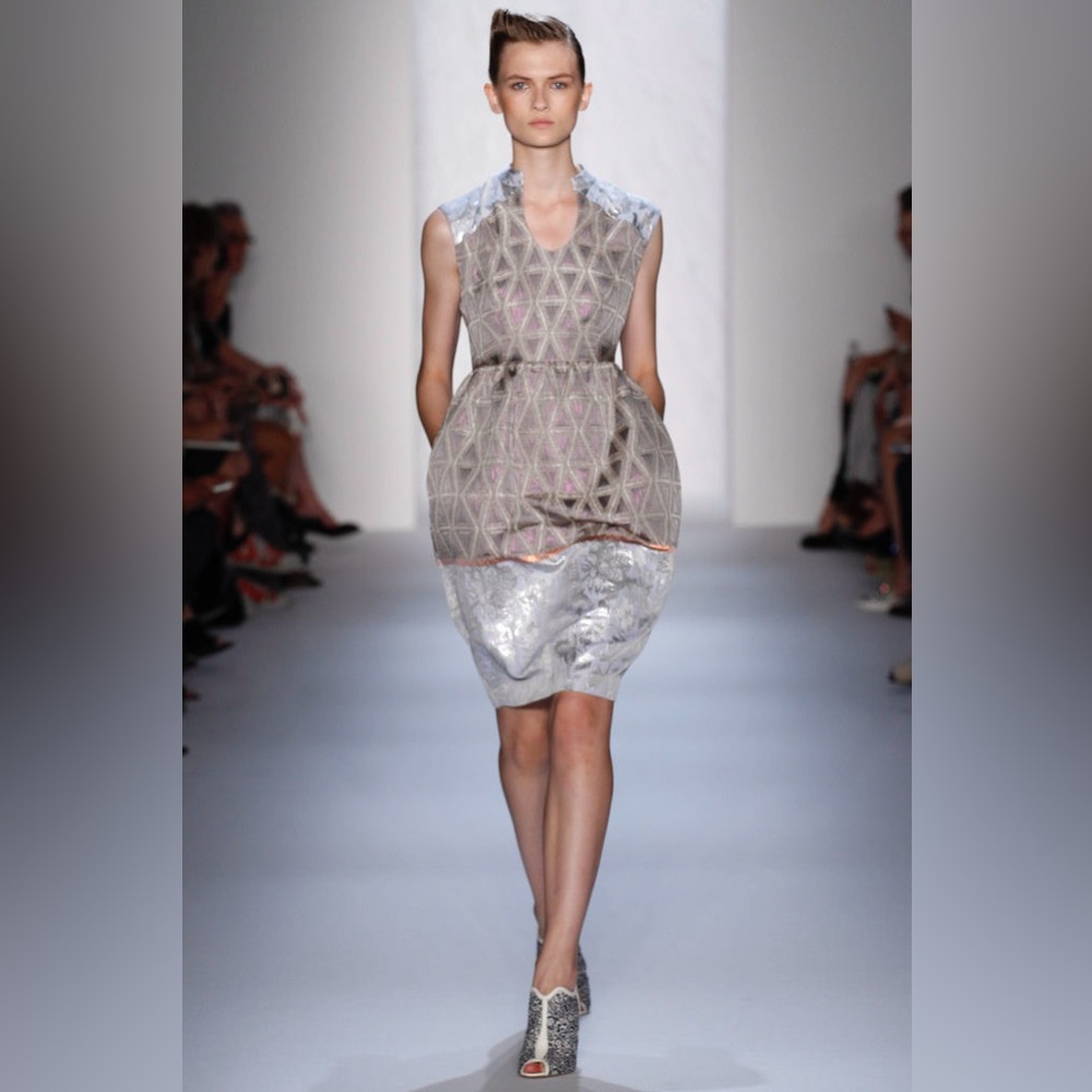 Suno round neck tulip dress i